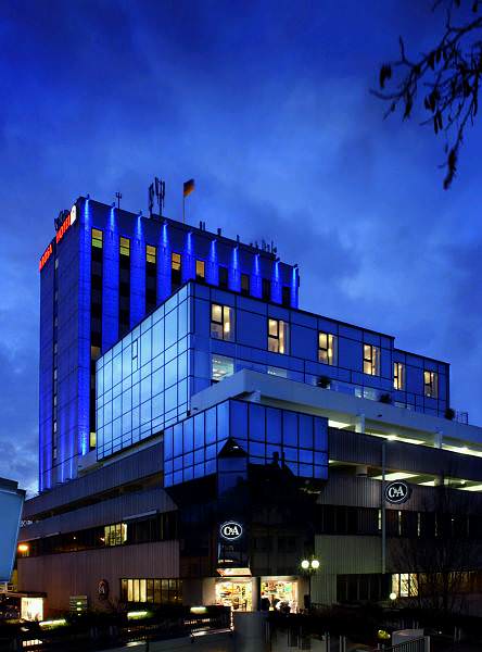 Arosa Hotel Paderborn Aussenansicht am Abend